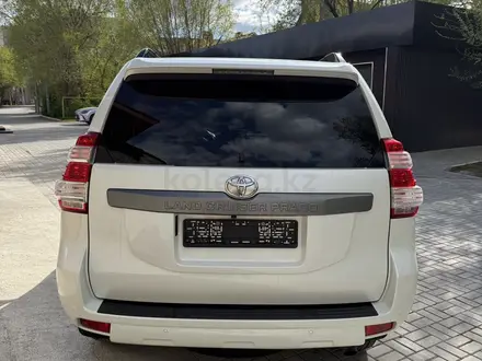 Toyota Land Cruiser Prado 2016 года за 18 400 000 тг. в Актобе – фото 7