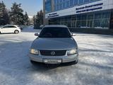 Volkswagen Passat 1998 годаfor1 850 000 тг. в Усть-Каменогорск