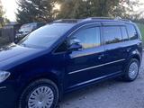 Volkswagen Touran 2007 года за 4 000 000 тг. в Темиртау – фото 5