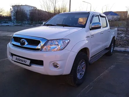 Toyota Hilux 2011 года за 10 000 000 тг. в Атырау – фото 8