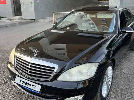 Mercedes-Benz S 350 2008 года за 8 000 000 тг. в Астана