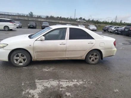 Toyota Camry 2003 года за 3 500 000 тг. в Актобе – фото 5