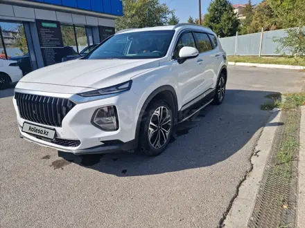 Hyundai Santa Fe 2020 года за 13 500 000 тг. в Шымкент