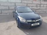 Opel Astra 2004 годаfor2 200 000 тг. в Караганда