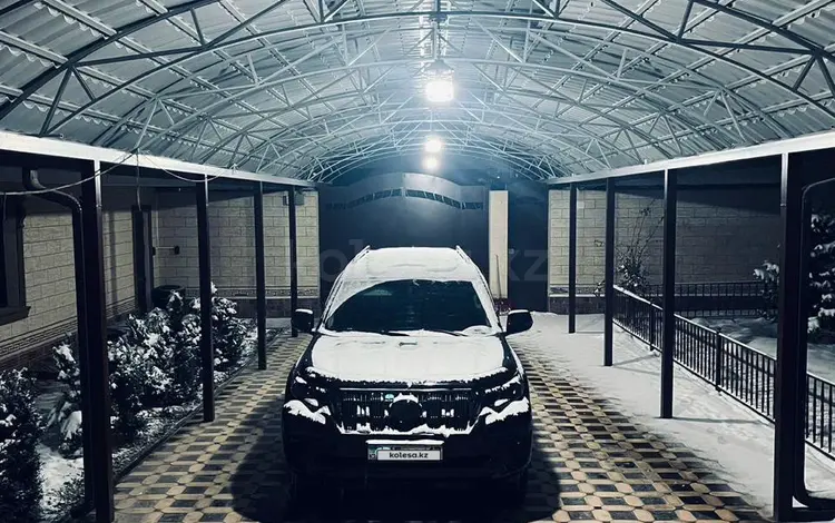 Toyota Land Cruiser Prado 2021 года за 25 500 000 тг. в Шымкент