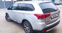 Mitsubishi Outlander 2016 годаүшін10 900 000 тг. в Усть-Каменогорск – фото 2