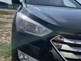 Hyundai Santa Fe 2015 годаүшін5 500 000 тг. в Уральск – фото 3