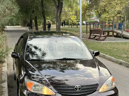 Toyota Camry 2002 года за 5 100 000 тг. в Алматы – фото 2