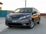 Toyota Sienna 2012 годаүшін8 600 000 тг. в Атырау