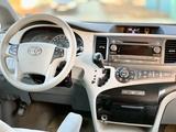 Toyota Sienna 2012 годаүшін8 600 000 тг. в Атырау – фото 3