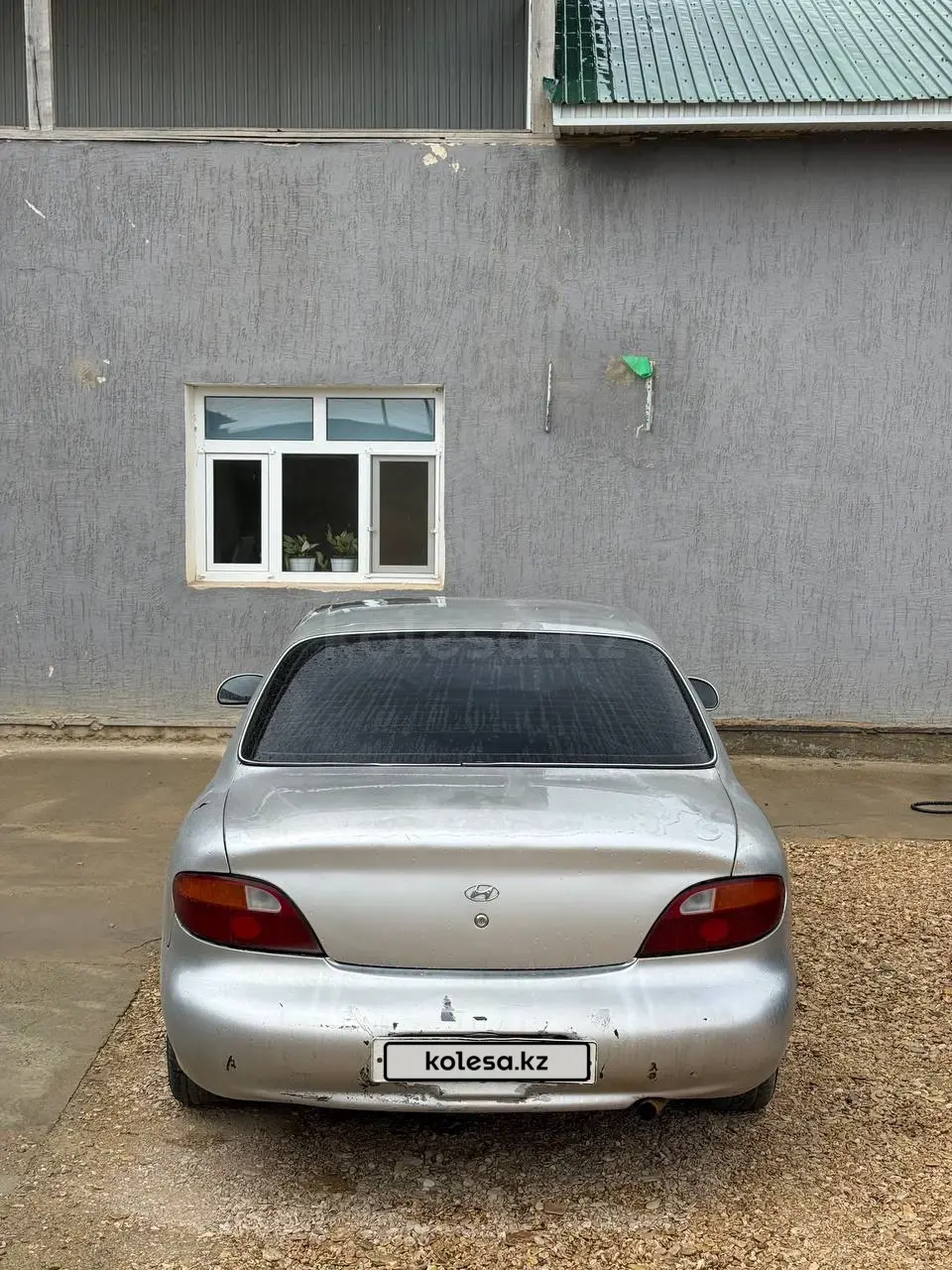 Hyundai Elantra, 1999