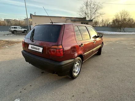 Volkswagen Golf 1995 года за 1 200 000 тг. в Рудный – фото 4