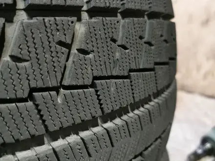 Резина 2-шт 215/50 r17 Bridgestone из Японии за 47 000 тг. в Алматы – фото 2