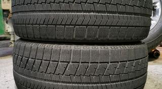 Резина 2-шт 215/50 r17 Bridgestone из Японии за 47 000 тг. в Алматы