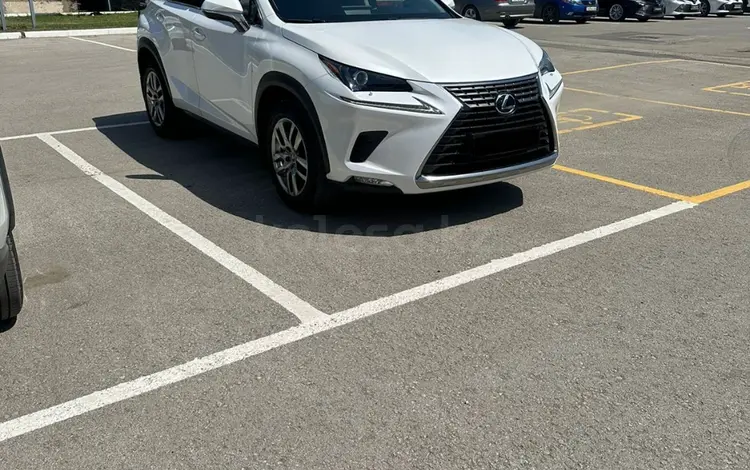 Lexus NX 200 2019 года за 17 500 000 тг. в Актобе