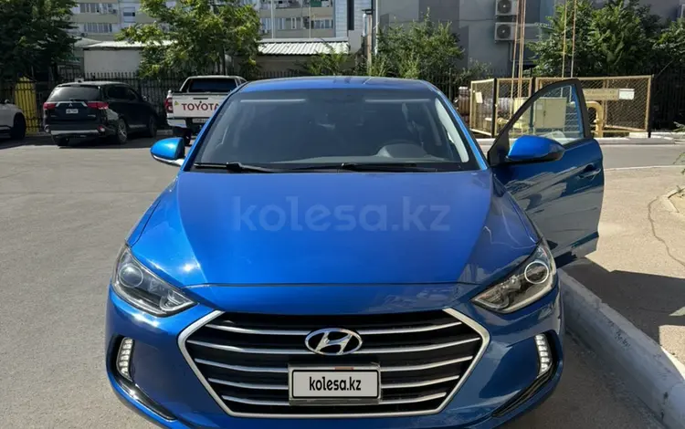 Hyundai Elantra 2017 года за 5 000 000 тг. в Актау