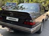 Mercedes-Benz E 300 1992 годаүшін2 050 000 тг. в Алматы – фото 3