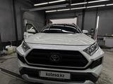 Toyota RAV4 2020 годаүшін12 000 000 тг. в Астана – фото 3