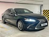 Lexus ES 250 2019 года за 20 200 000 тг. в Алматы – фото 4