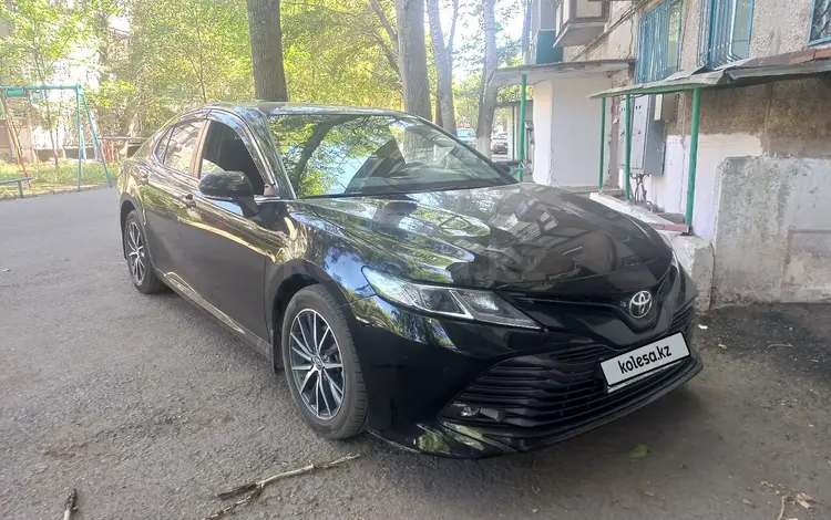 Toyota Camry 2020 годаfor12 500 000 тг. в Астана