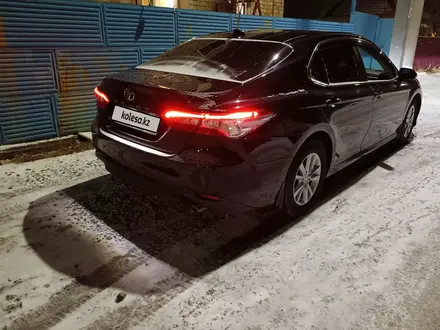 Toyota Camry 2020 года за 12 500 000 тг. в Астана – фото 2