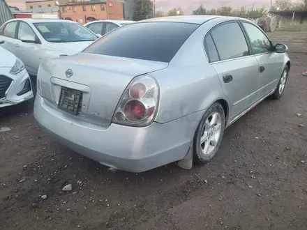 Nissan Altima 2005 года за 2 000 000 тг. в Астана – фото 4