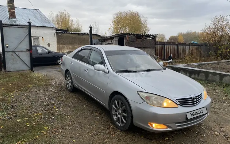 Toyota Camry 2004 годаүшін3 500 000 тг. в Семей