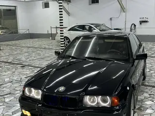 BMW 325