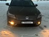 Volkswagen Passat 2012 года за 4 300 000 тг. в Уральск – фото 4