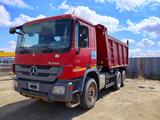 Mercedes-Benz  Actros 2015 года за 19 000 000 тг. в Атырау
