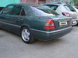Mercedes-Benz C 280 1994 года за 2 100 000 тг. в Жезказган – фото 5