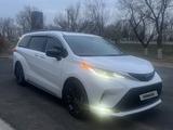 Toyota Sienna 2021 годаүшін29 000 000 тг. в Тараз – фото 5