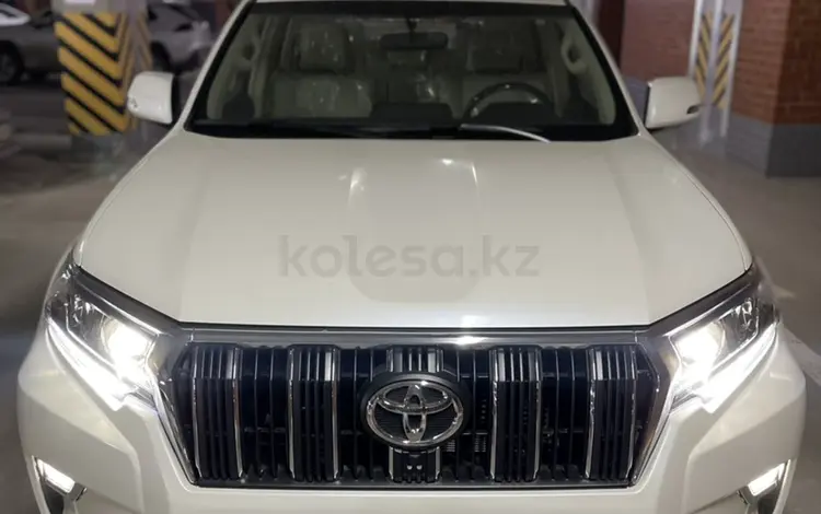 Toyota Land Cruiser Prado 2022 года за 36 800 000 тг. в Астана