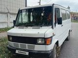 Mercedes-Benz 1992 года за 2 300 000 тг. в Усть-Каменогорск – фото 2
