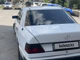 Mercedes-Benz E 200 1992 годаүшін1 350 000 тг. в Караганда – фото 4