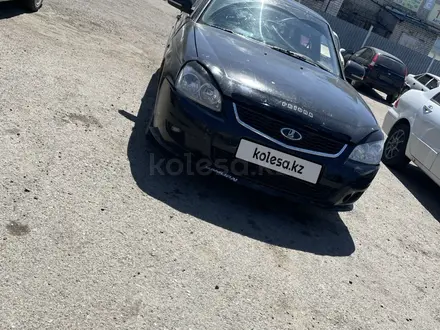 ВАЗ (Lada) Priora 2172 2011 года за 1 000 000 тг. в Семей