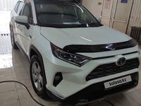 Toyota RAV4 2022 года за 19 000 000 тг. в Уральск