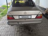 Mercedes-Benz E 300 1992 годаүшін1 050 000 тг. в Талдыкорган – фото 3