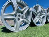 R 16 TOYOTA. Ширина 7j et 35. Серебро. за 125 000 тг. в Алматы – фото 4