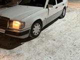 Mercedes-Benz E 230 1993 годаfor1 600 000 тг. в Караганда – фото 3