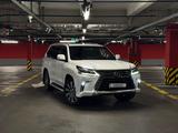 Lexus LX 570 2018 года за 42 000 000 тг. в Алматы – фото 2