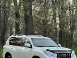 Toyota Land Cruiser Prado 2013 года за 15 700 000 тг. в Тараз