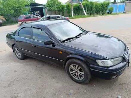 Toyota Camry 1996 года за 3 700 000 тг. в Мерке – фото 2