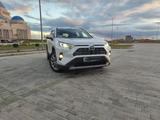 Toyota RAV4 2020 годаүшін13 500 000 тг. в Астана – фото 2