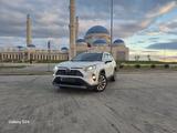 Toyota RAV4 2020 годаүшін13 500 000 тг. в Астана – фото 4