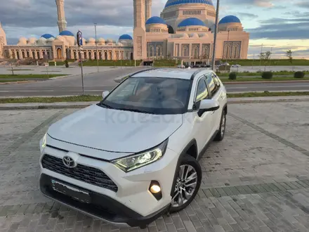 Toyota RAV4 2020 года за 13 500 000 тг. в Астана – фото 12