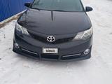 Toyota Camry 2014 года за 6 500 000 тг. в Актобе