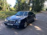 Mercedes-Benz E 280 1997 года за 1 790 000 тг. в Алматы