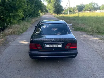 Mercedes-Benz E 280 1997 года за 1 790 000 тг. в Алматы – фото 12