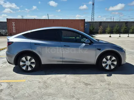 Tesla Model Y 2023 года за 22 500 000 тг. в Алматы – фото 3